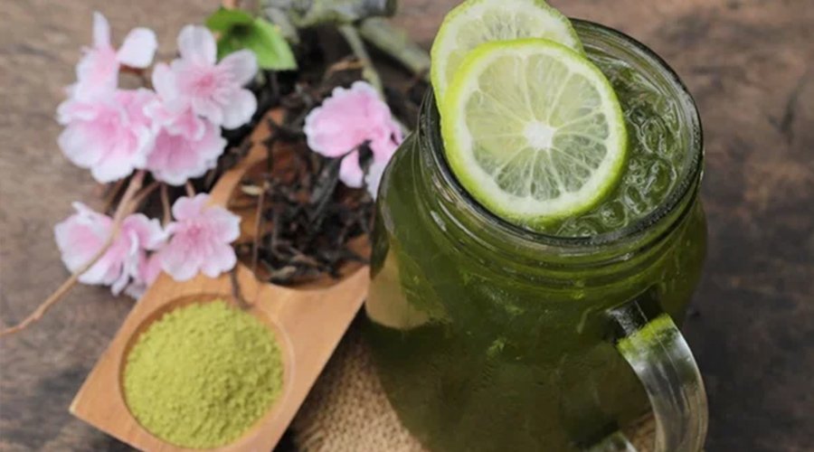 Green Powder with Lemonade Iced Tea
