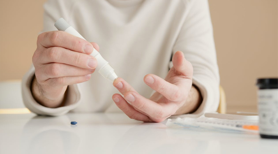 Men Control Blood Sugar Level